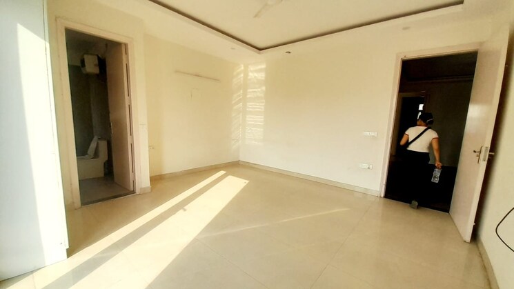 Room, sector 15 ii 3 Bedroom 2000 Sq.Ft. Builder Floor In Sector 15 ii Gurgaon 8852408