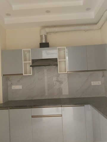 Kitchen in 2 BHK Builder Floor at Iffco Colony – for Rent