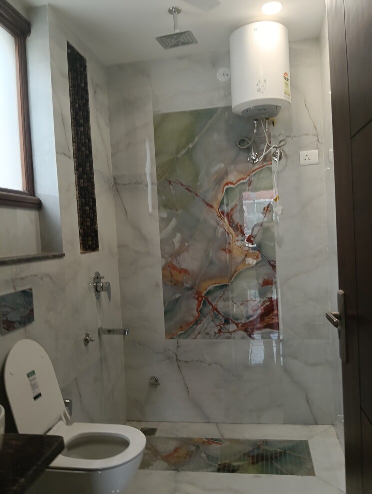 Bathroom, iffco colony 2 Bedroom 1200 Sq.Ft. Builder Floor In Iffco Colony Gurgaon 8852413