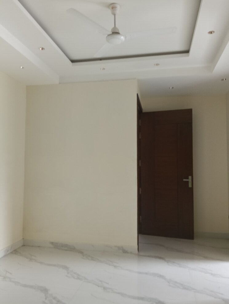 Room, iffco colony 2 Bedroom 1200 Sq.Ft. Builder Floor In Iffco Colony Gurgaon 8852413