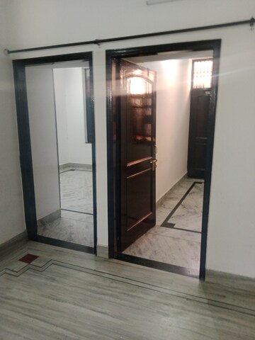 Room in 2 BHK Builder Floor at Huda – for Rent