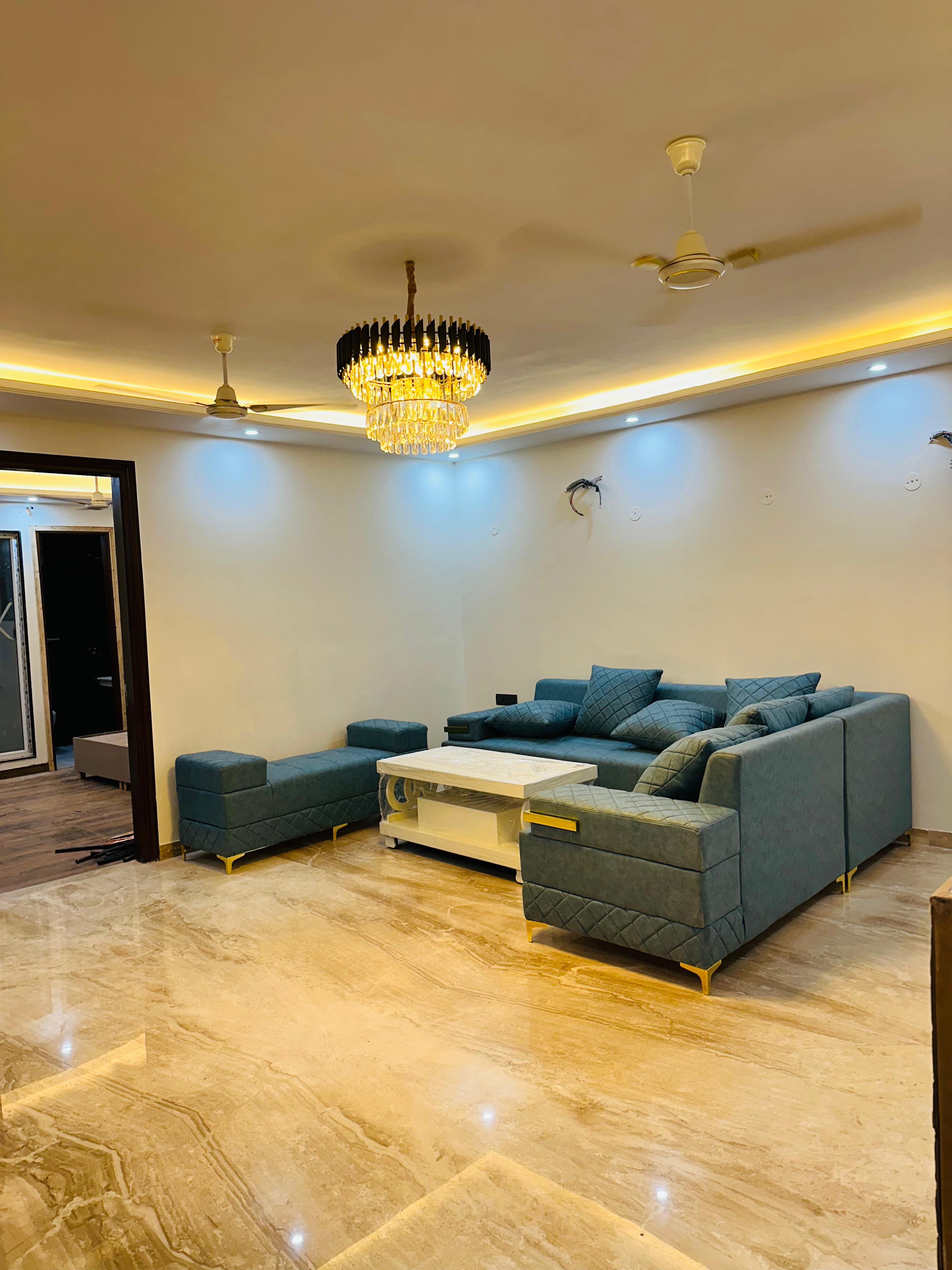 3 BHK Builder Floor For Rent in Sector 55