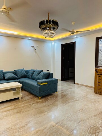 Living Room in 3 BHK Builder Floor at Sector 55 – for Rent