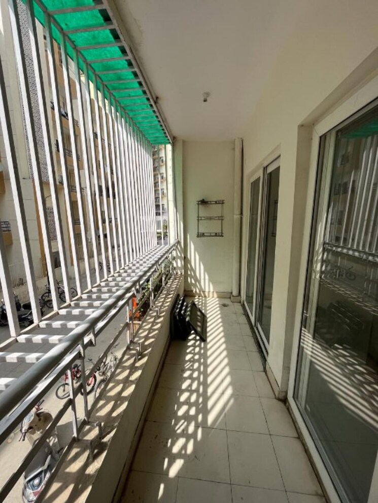 Balcony, amrapali-terrace-homes 3 Bedroom 1400 Sq.Ft. Apartment In Tech Zone 4 Greater Noida Greater Noida 8852438