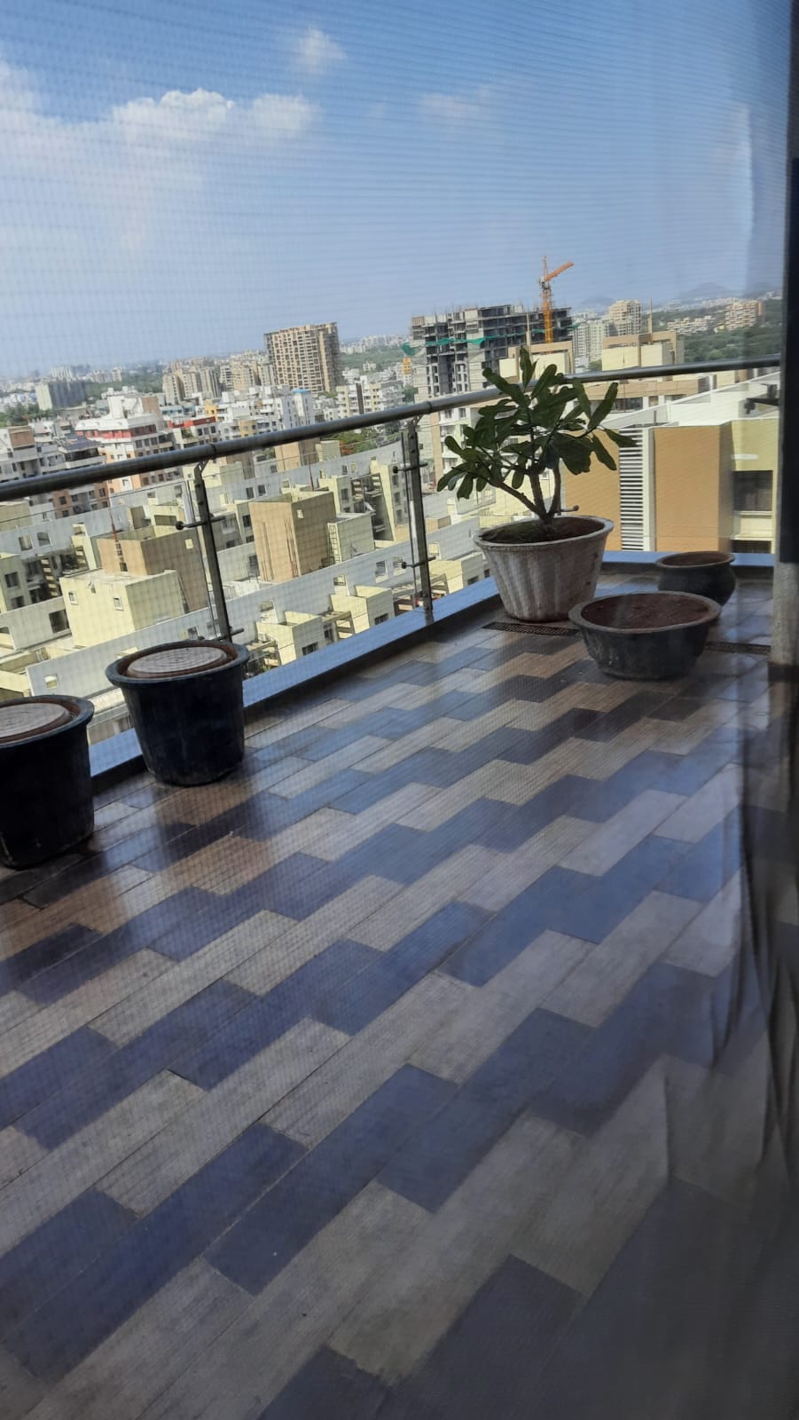 3 BHK 2200 Sq.Ft. Apartment in Park Grandeur