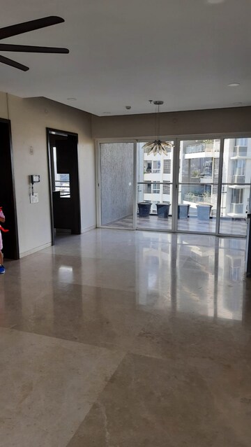 Room in 3 BHK Apartment at Park Grandeur, Baner – for Rent