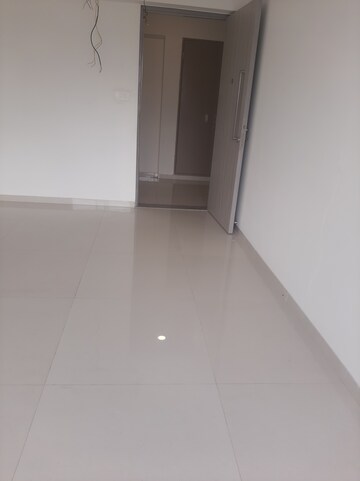 Furnished Amenities in 1.5 BHK Apartment at Neptune Living Point, Bhandup West – for Rent