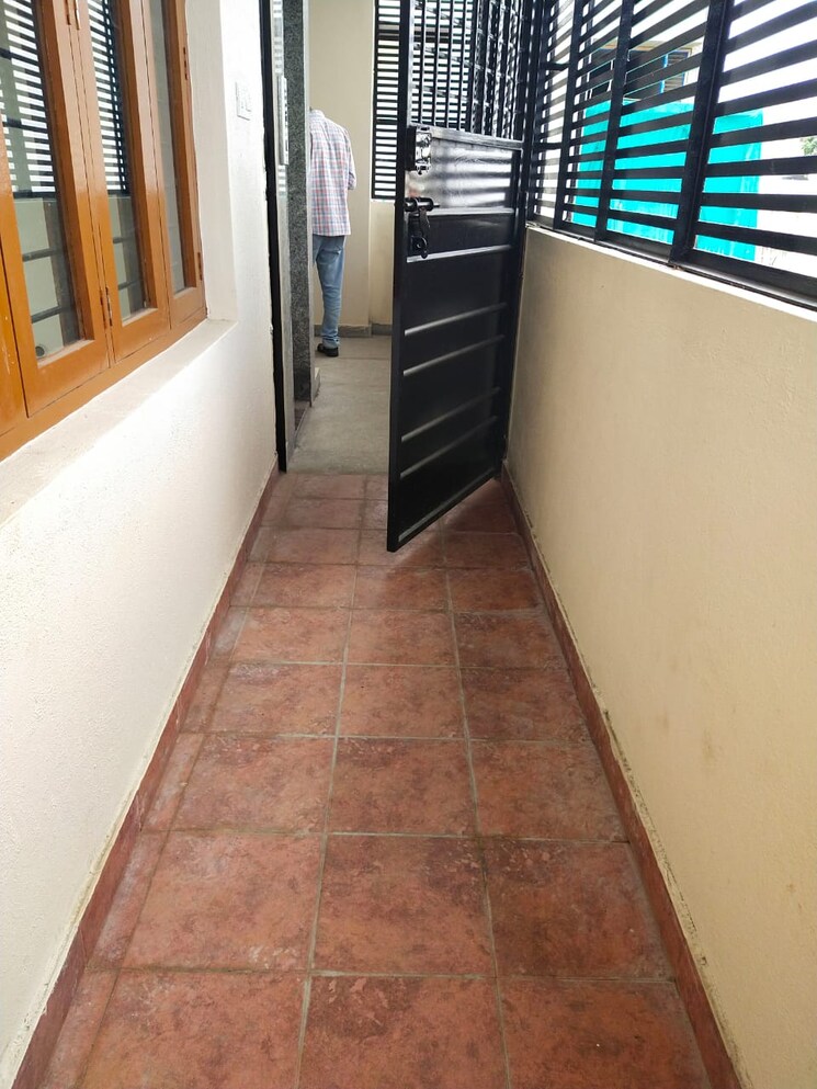 Balcony, halasuru 2 Bedroom 1000 Sq.Ft. Apartment In Halasuru Bangalore 8852474