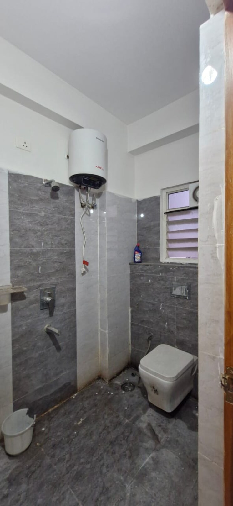 Bathroom, kondapur 3 Bedroom 1850 Sq.Ft. Builder Floor In Kondapur Hyderabad 8852482