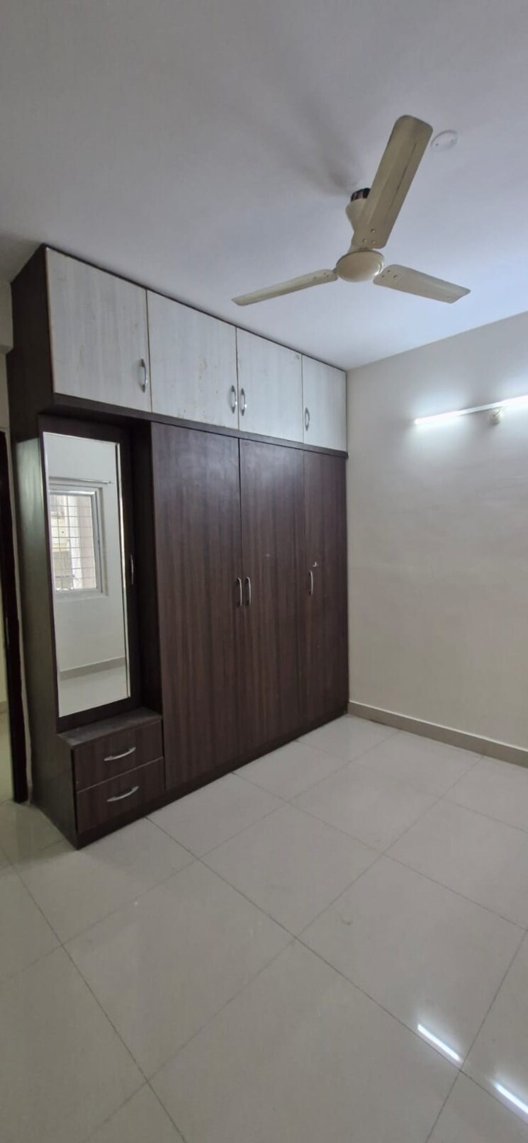 Room, kondapur 3 Bedroom 1950 Sq.Ft. Builder Floor In Kondapur Hyderabad 8852486