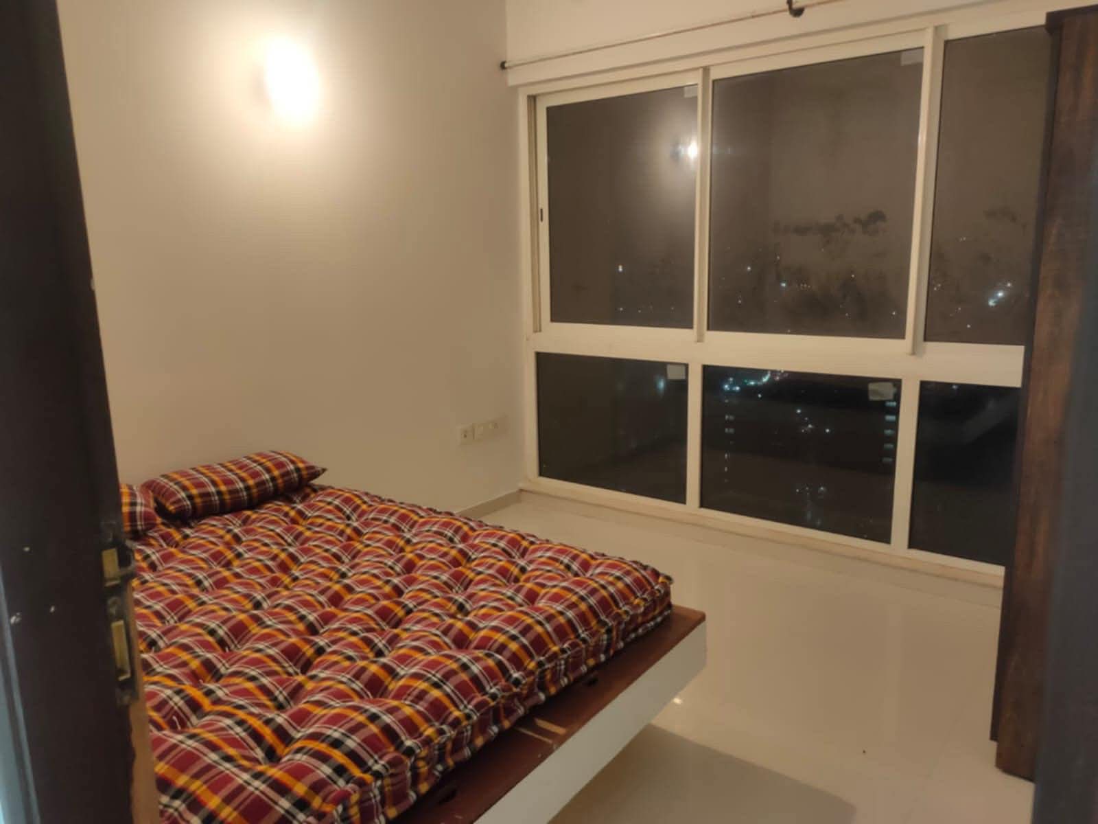 2 BHK Apartment For Rent in Omkar Ananta