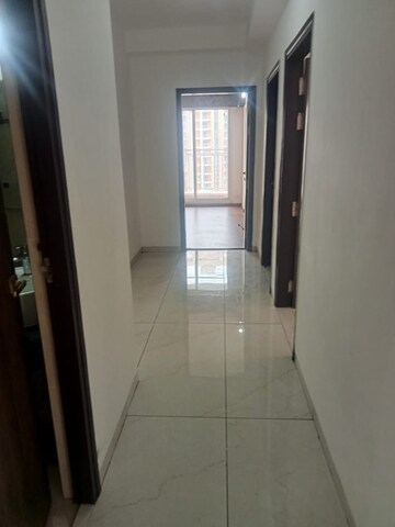 Building Lobby in 3.5 BHK Apartment at Omaxe Waterscapes, Gomti Nagar – for Rent