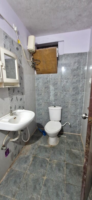 Bathroom in 3 BHK Builder Floor at Kondapur – for Rent
