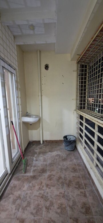 Balcony in 3 BHK Builder Floor at Kondapur – for Rent