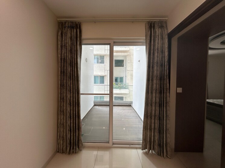 Room, jayabheri-the-summit 3 Bedroom 2125 Sq.Ft. Apartment In Narsingi Hyderabad 8852551