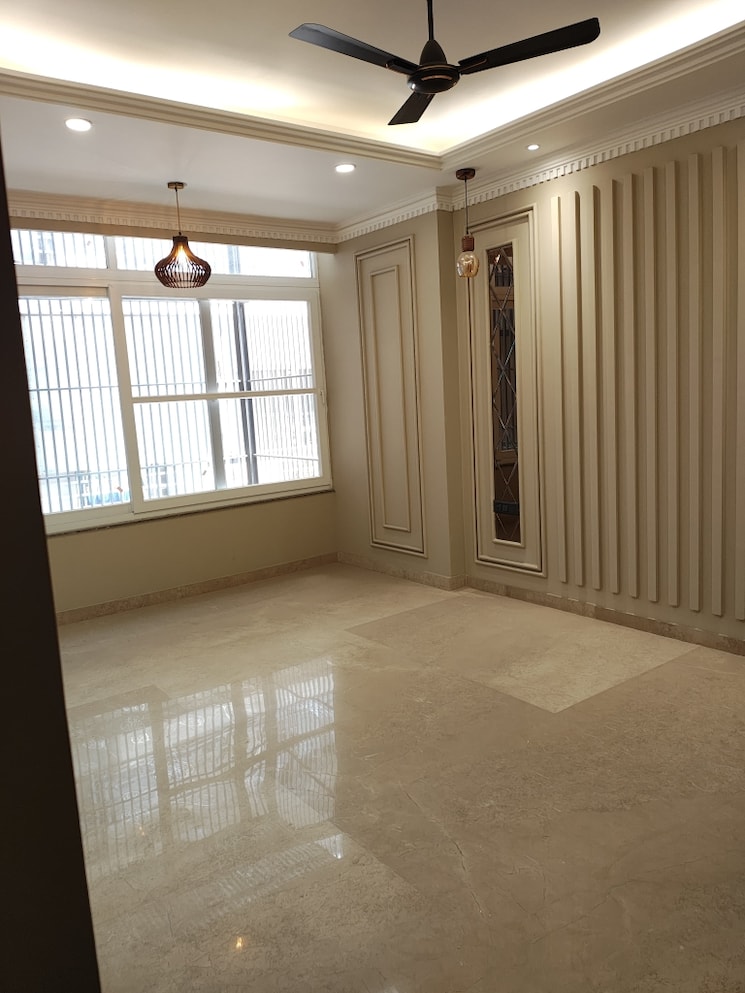 Room, unitech-south-city-ii 3 Bedroom 1850 Sq.Ft. Builder Floor In Sector 50 Gurgaon 8852569