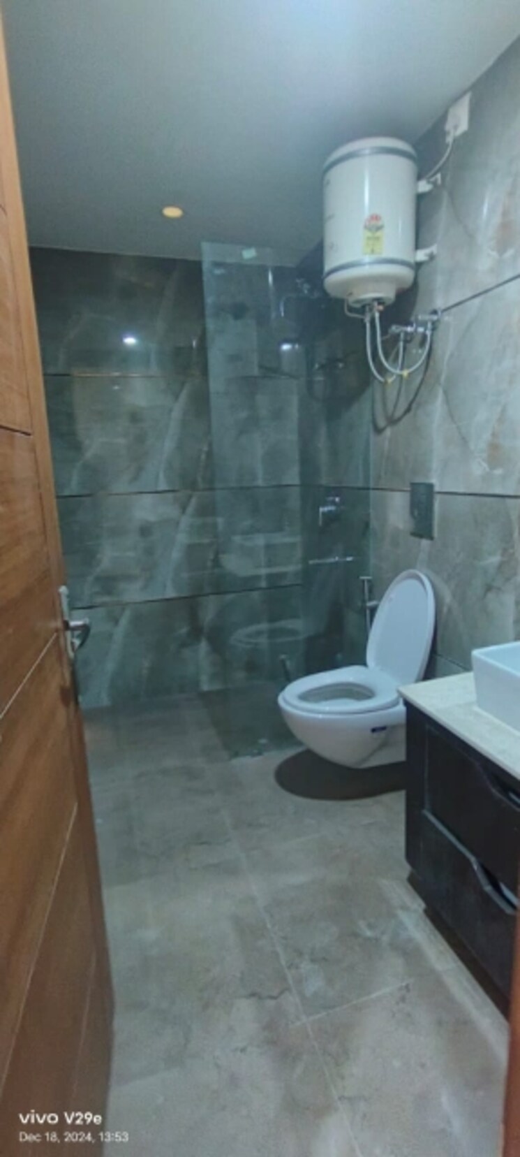 Bathroom, ss-mayfield-gardens 3 Bedroom 2150 Sq.Ft. Builder Floor In Sector 51 Gurgaon 8852579