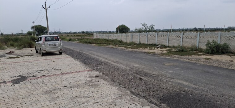 undefined, jewar  98 Sq.Yd. Plot In Jewar Greater Noida 8852583