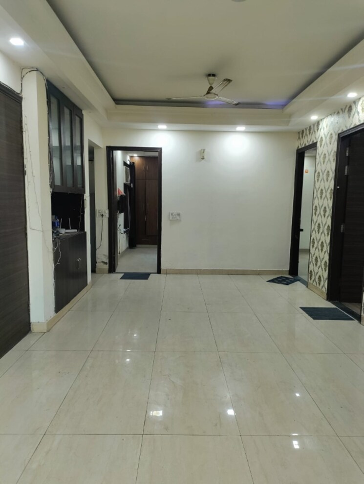 Room, unitech-south-city-ii 3 Bedroom 1850 Sq.Ft. Builder Floor In Sector 50 Gurgaon 8852587