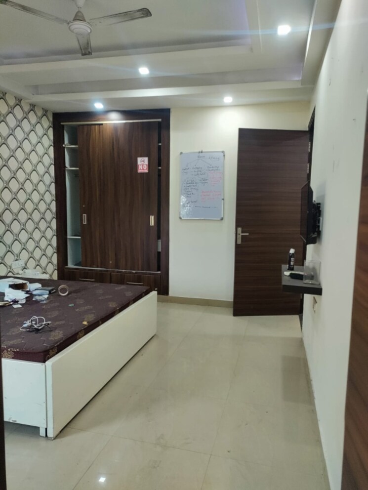 Kitchen, unitech-south-city-ii 3 Bedroom 1850 Sq.Ft. Builder Floor In Sector 50 Gurgaon 8852587
