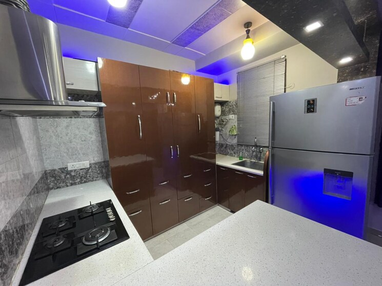 Team Area, omaxe-heights 3 Bedroom 954 Sq.Ft. Apartment In Sector 86 Faridabad 8852596