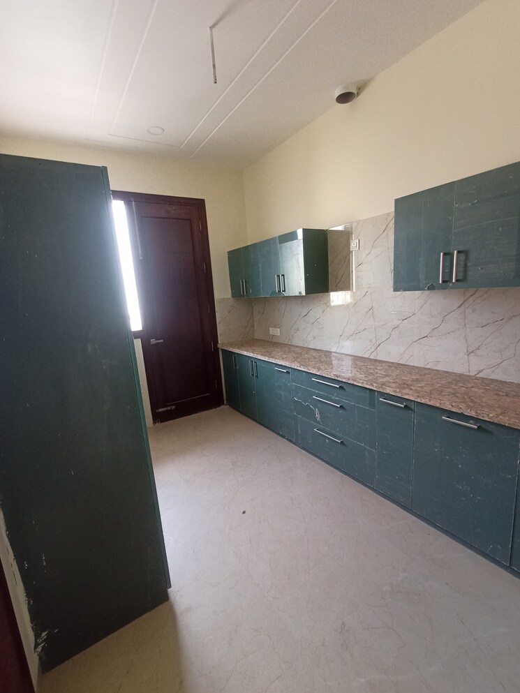 Kitchen, sector 15 3 Bedroom 1850 Sq.Ft. Builder Floor In Sector 15 Panchkula 8852599