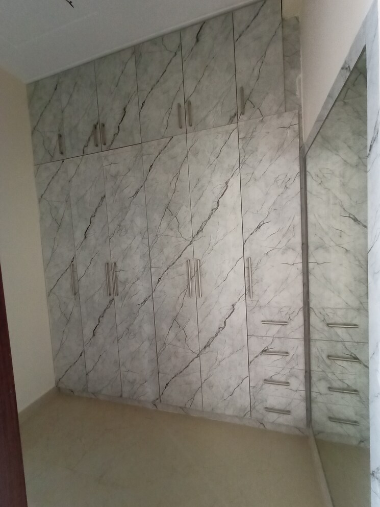 Bathroom, sector 15 3 Bedroom 1850 Sq.Ft. Builder Floor In Sector 15 Panchkula 8852599