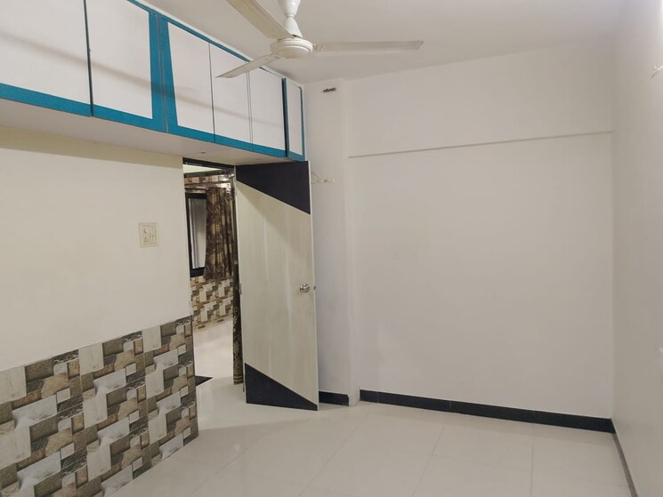 Room, brightland-phase-1-chs 1 Bedroom 450 Sq.Ft. Apartment In Balkum Pada Thane 8852635