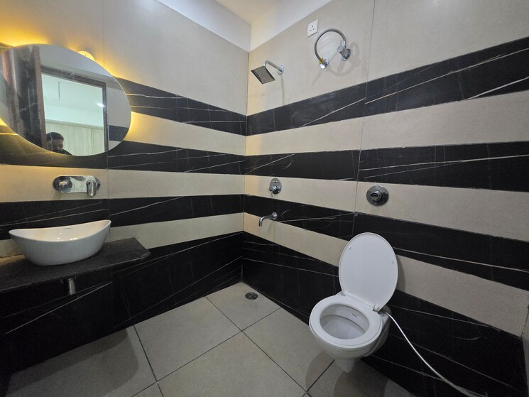 Bathroom, sector 20 3 Bedroom 1550 Sq.Ft. Apartment In Sector 20 Panchkula 8852643