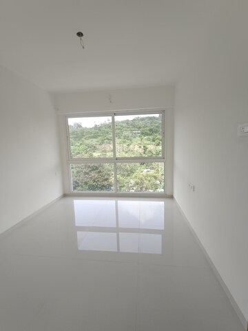 Room in 3 BHK Apartment at Moreshwar 19 East, Nerul – for Sale