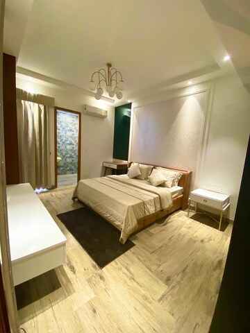 Bedroom in 3 BHK Apartment at Aerocity – for Rent