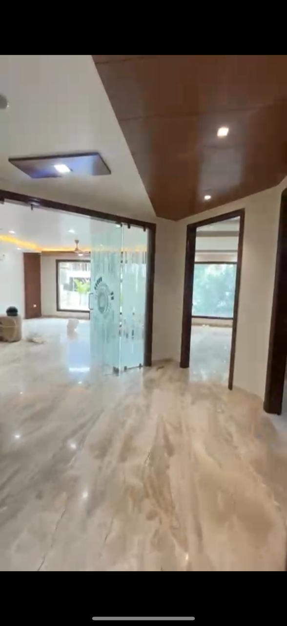 4 BHK + Servant Room,Extra Room Builder Floor For Sale in Greater Kailash 