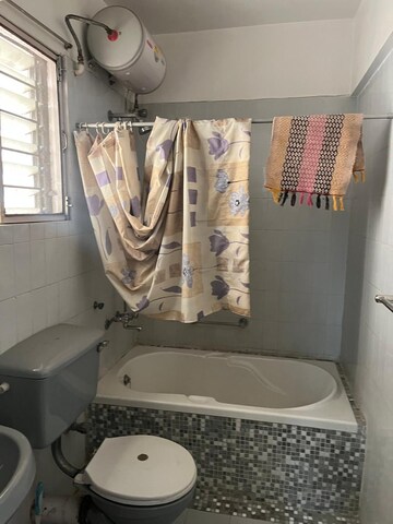 Master Bedroom in 1 BHK Apartment at Clover Dale, Koregaon Park – for Rent