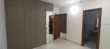 Room in 3 BHK Apartment at Aparna Sarovar Zenith, Nallagandla – for Rent