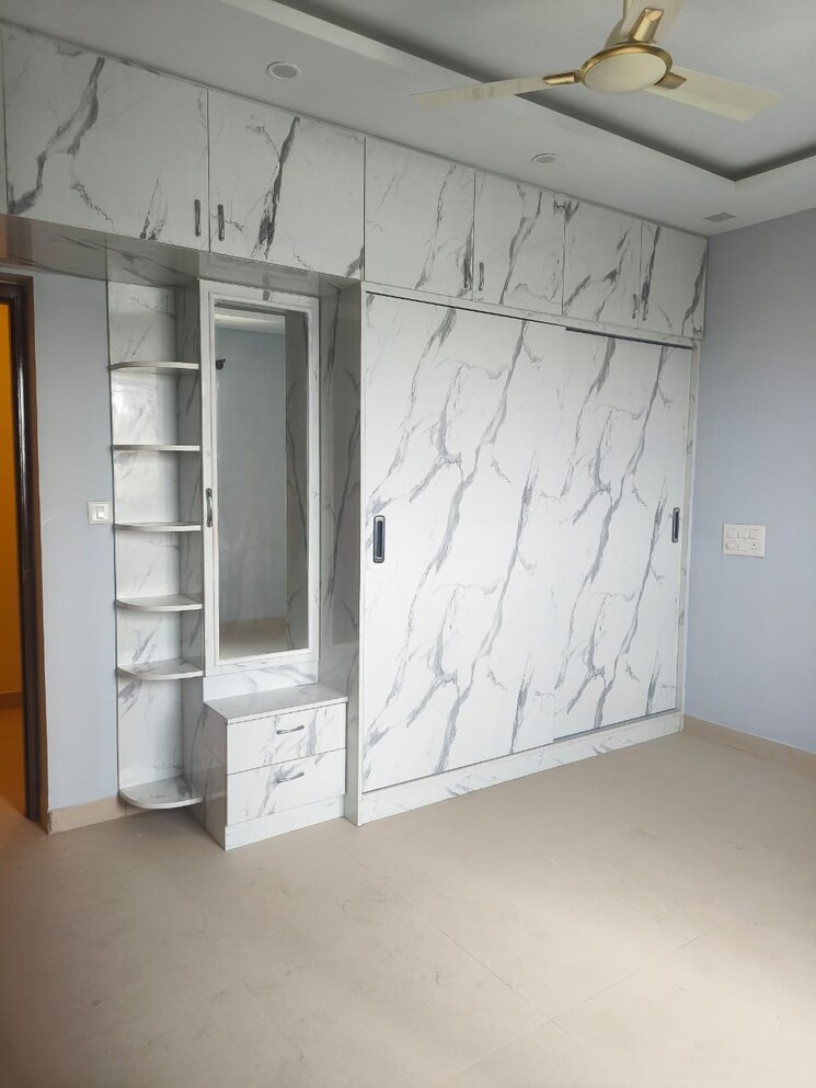 Room, kr puram 3 Bedroom 1705 Sq.Ft. Apartment In Kr Puram Bangalore 8852710