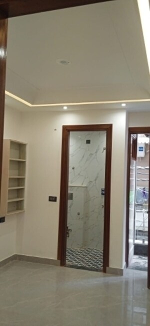 Building Lobby in 3 BHK Builder Floor at Palam – for Sale