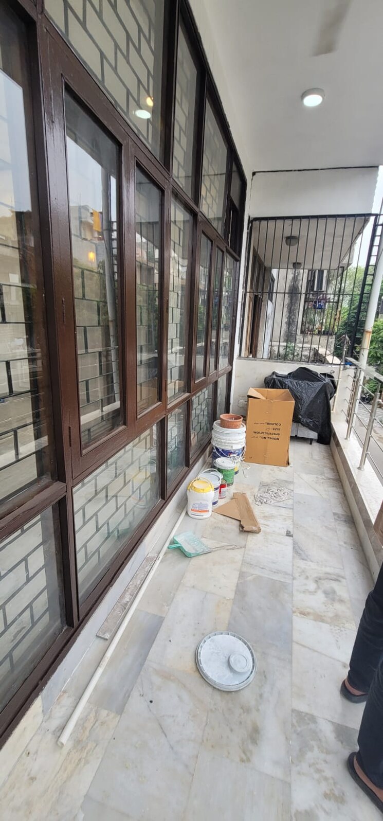 Balcony, east of kailash 4 Bedroom 2600 Sq.Ft. Builder Floor In East Of Kailash Delhi 8852876