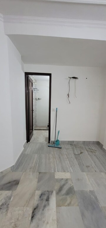 Room in 4 BHK Builder Floor at East Of Kailash – for Rent