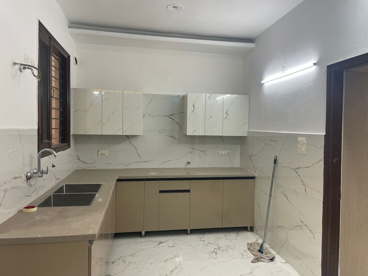 Kitchen, dhakoli 2 Bedroom 117 Sq.Yd. Apartment In Dhakoli Zirakpur 8852910