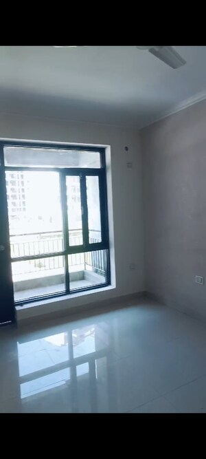 Room in 1 BHK Apartment at Cosmos Express 99, Sector 99 – for Sale