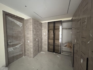 Room in 4 BHK Apartment at Sri Fortune Sonthalia Sky Villas, Kokapet – for Rent