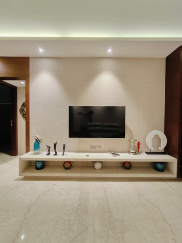Furnished Amenities in 4 BHK Apartment at Ekta Legranz, Chembur – for Sale