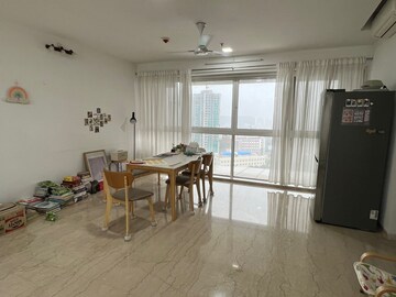 Room in 4 BHK Apartment at Park Grandeur, Baner – for Rent