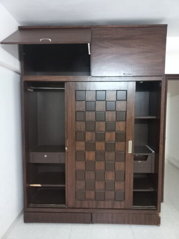 3.5 BHK Apartment at Omkar Apartment Malad East, Malad East – for Rent