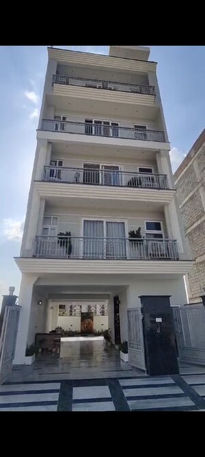 2.5 BHK Builder Floor – Exterior View View at JMS Primeland, Sector 95a - for Sale