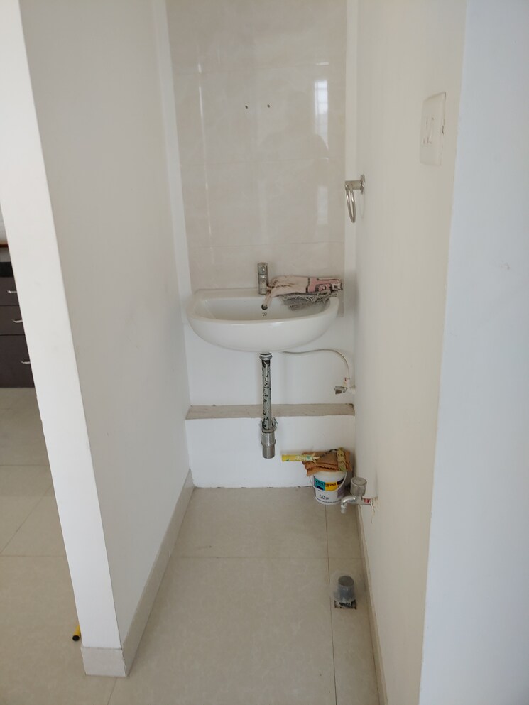 Bathroom, anshul-eva 2 Bedroom 800 Sq.Ft. Apartment In Bavdhan Pune 8852939