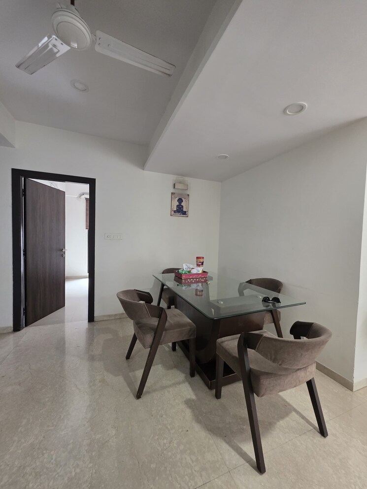 Living Room, makarba 3 Bedroom 1800 Sq.Ft. Apartment In Makarba Ahmedabad 8852949