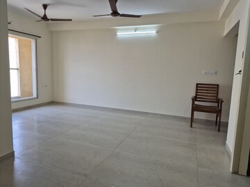 Room in 3 BHK Apartment at Dosti West County, Balkum Pada – for Sale