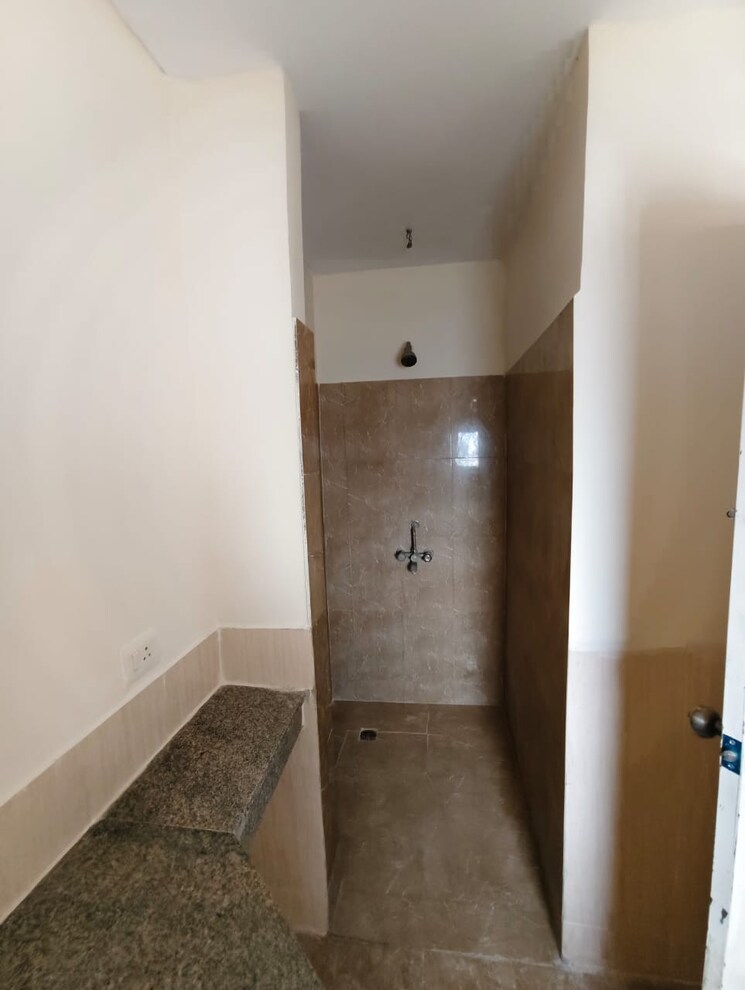 Bathroom, sector 86 3 Bedroom 1864 Sq.Ft. Apartment In Sector 86 Faridabad 8852967
