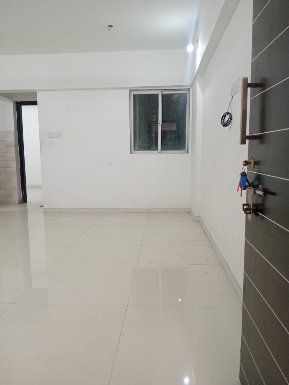 1 BHK + Study Room Apartment For Rent in Suryoday CHS Goregoan